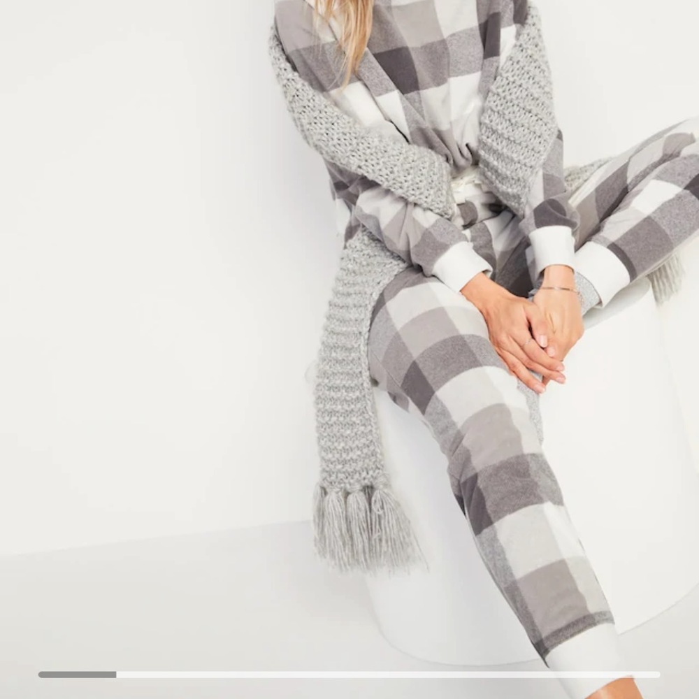 BNWT Old Navy Fleece Pajamas